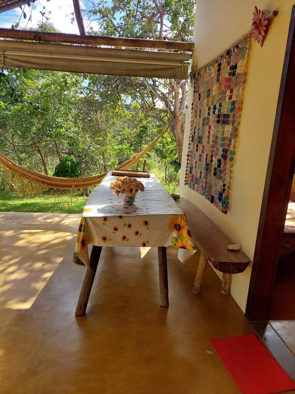 Casinha Amarela Yellow House São Gonçalo do Rio das Pedras House in State of Bahia