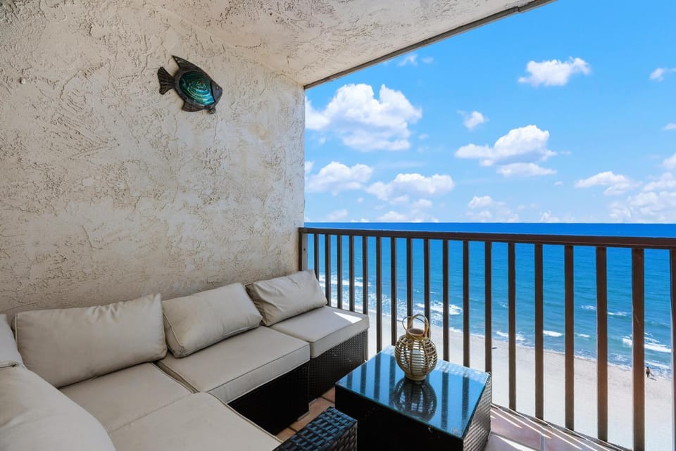 Top of the Wave - DMST31 House in Solana Beach