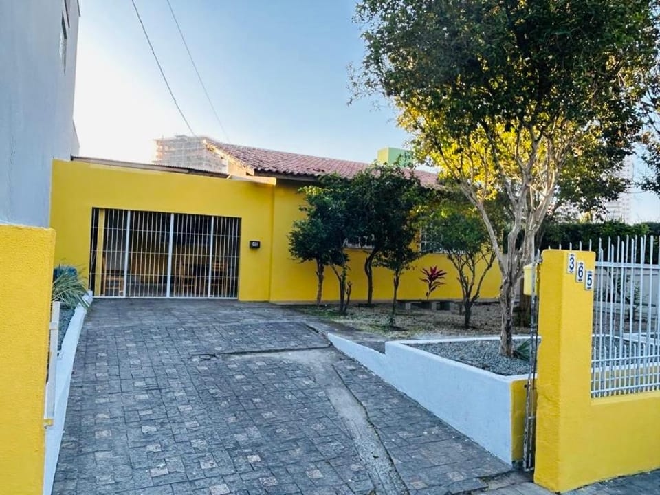 Quarto econômico Centro Itajai Vacation rental in Navegantes