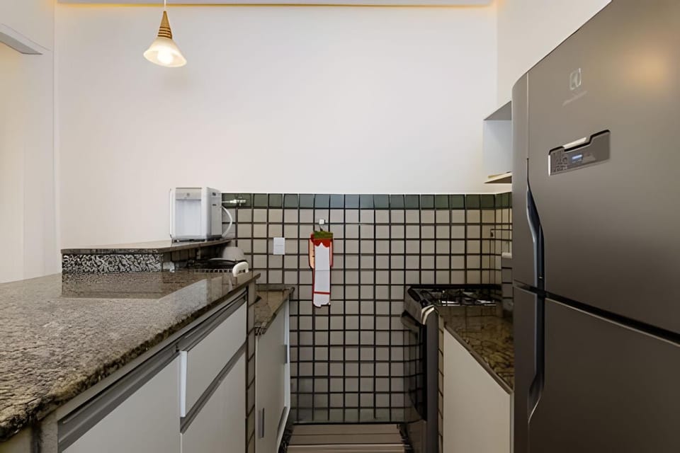 Luxury Apt • Side Sea View • 1 Block from Beach Apartment in Rio de Janeiro