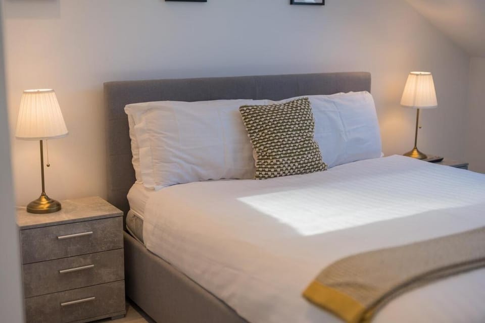 The Loft Studio at Coventry Central with Wi-Fi Apartment in Coventry