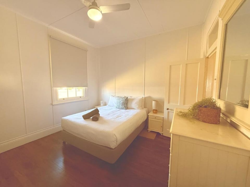 Lighthouse Cottage Pilot Hill House in Yamba