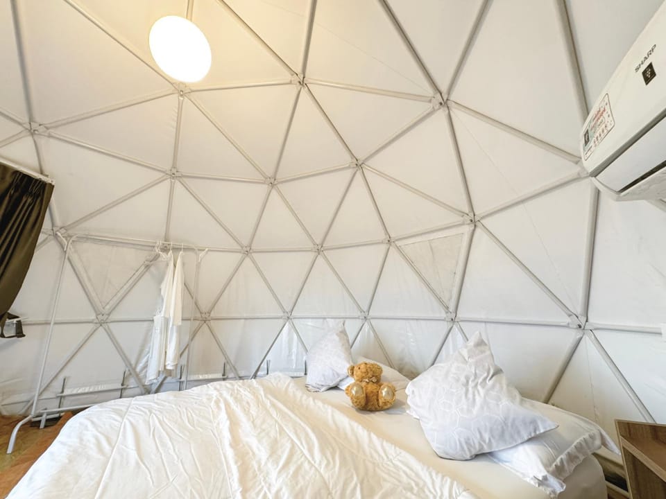 ลักษณ์ภูชี้ฟ้า 2 แบบโดม Luxury tent in Laos