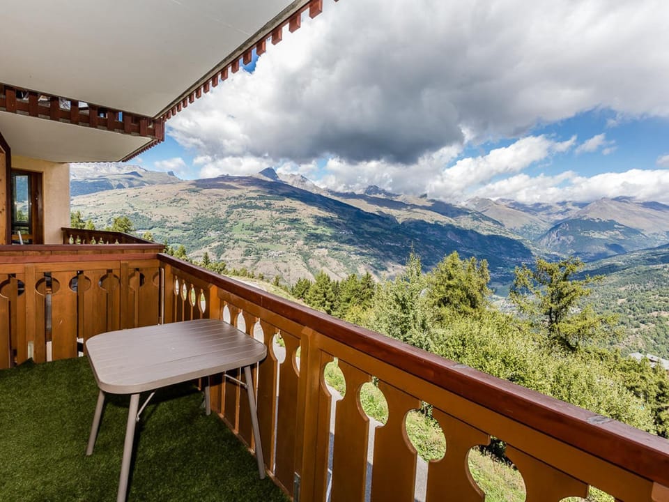 Confort moderne aux pieds des pistes, balcon, wifi, animaux admis - FR-1-329-102 Apartment in Landry
