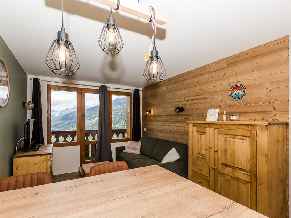 Confort moderne aux pieds des pistes, balcon, wifi, animaux admis - FR-1-329-102 Apartment in Landry