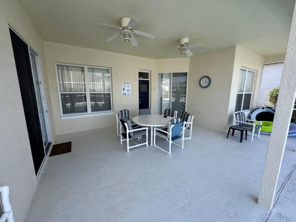 ScottDisneyVilla home House in Four Corners