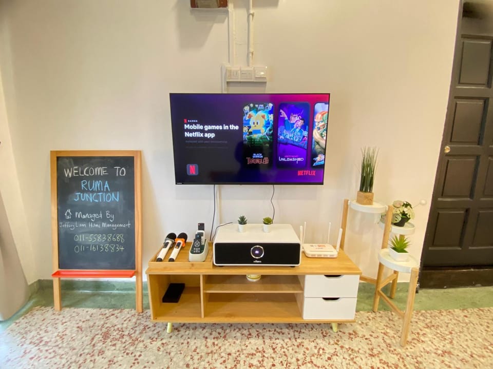 Karaoke, TV and multimedia