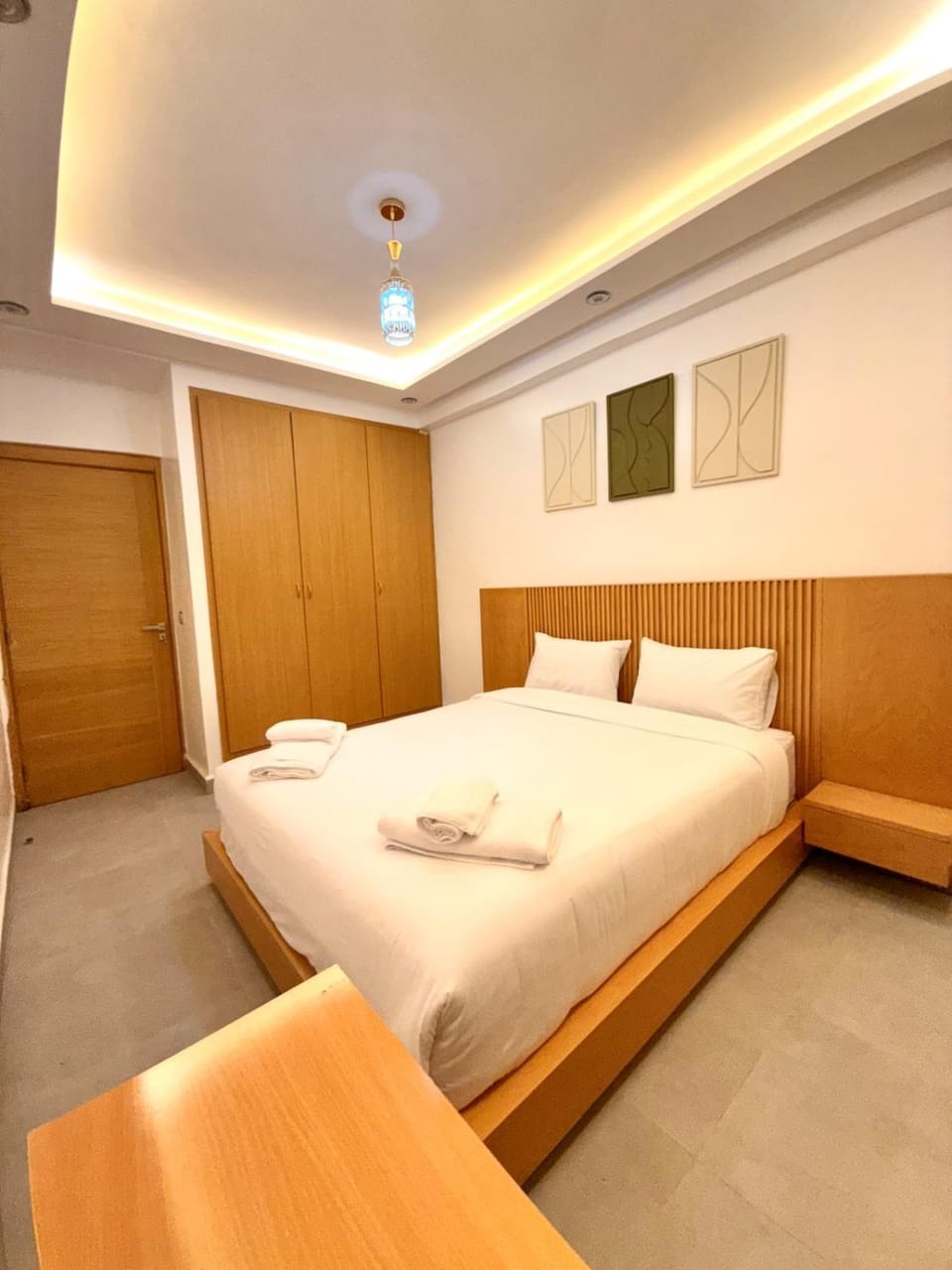 Bed, Photo of the whole room, Bedroom, wardrobe