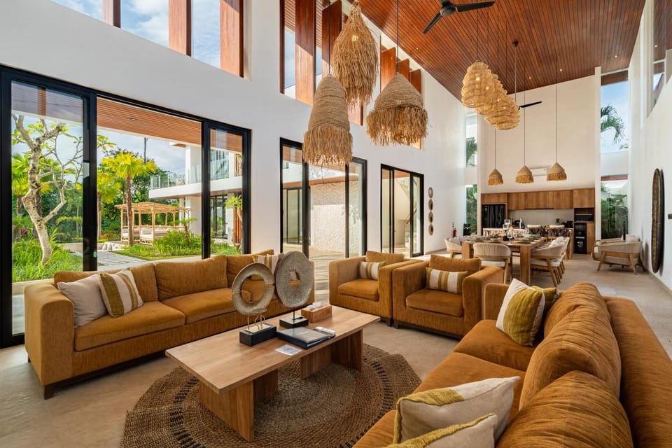 Living room, Seating area
