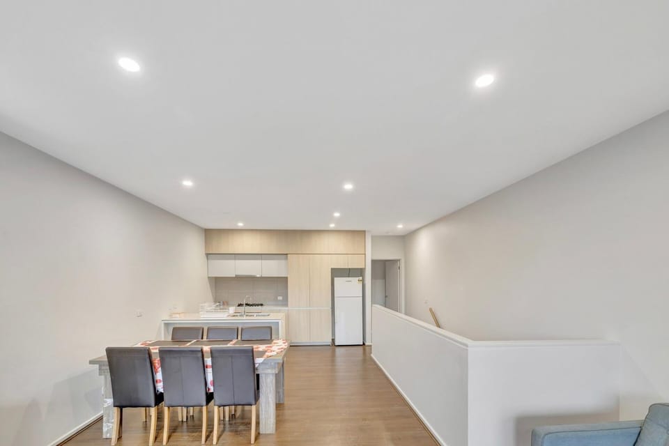 Stylish 3-Bedroom Townhouse Near Shops & Parks House in Melbourne