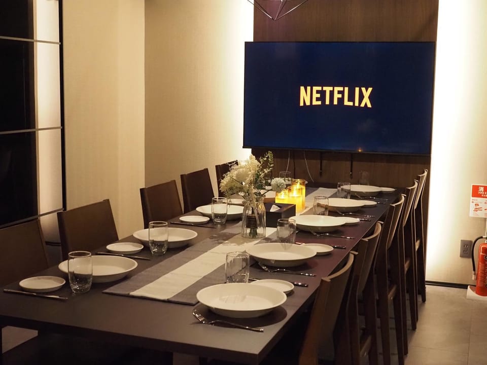 TV and multimedia, Dining area