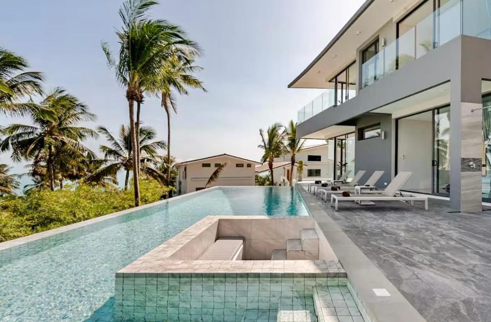 Property building, Day, Natural landscape, View (from property/room), Balcony/Terrace, Pool view, Swimming pool, sunbed