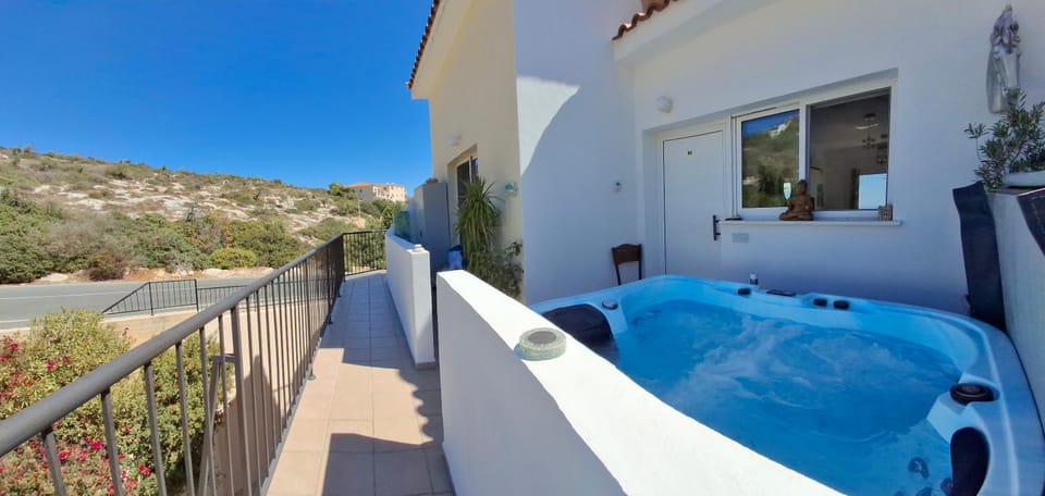 Natural landscape, Hot Tub