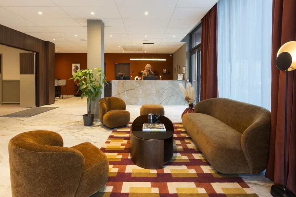 Lobby or reception, Seating area
