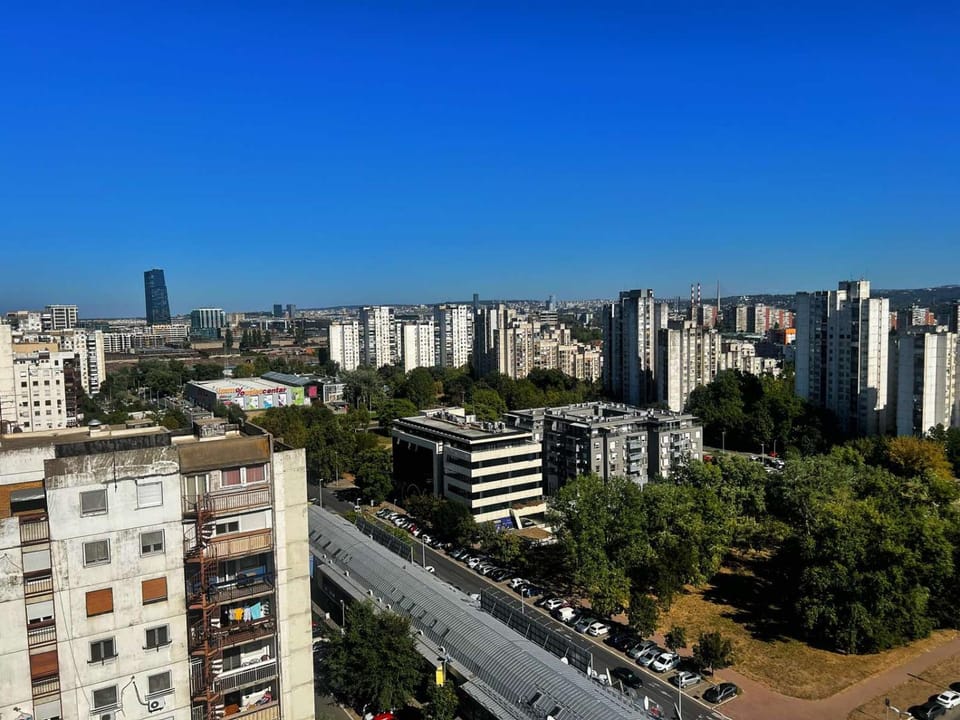 Day, Neighbourhood, Natural landscape, Bird's eye view, Balcony/Terrace, City view, Street view