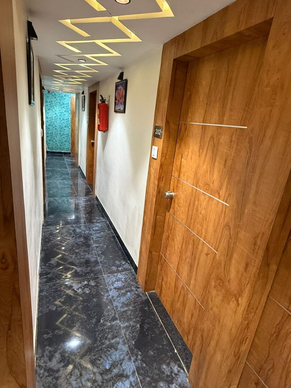 Hotel Pride Villa Hotel in Ahmedabad