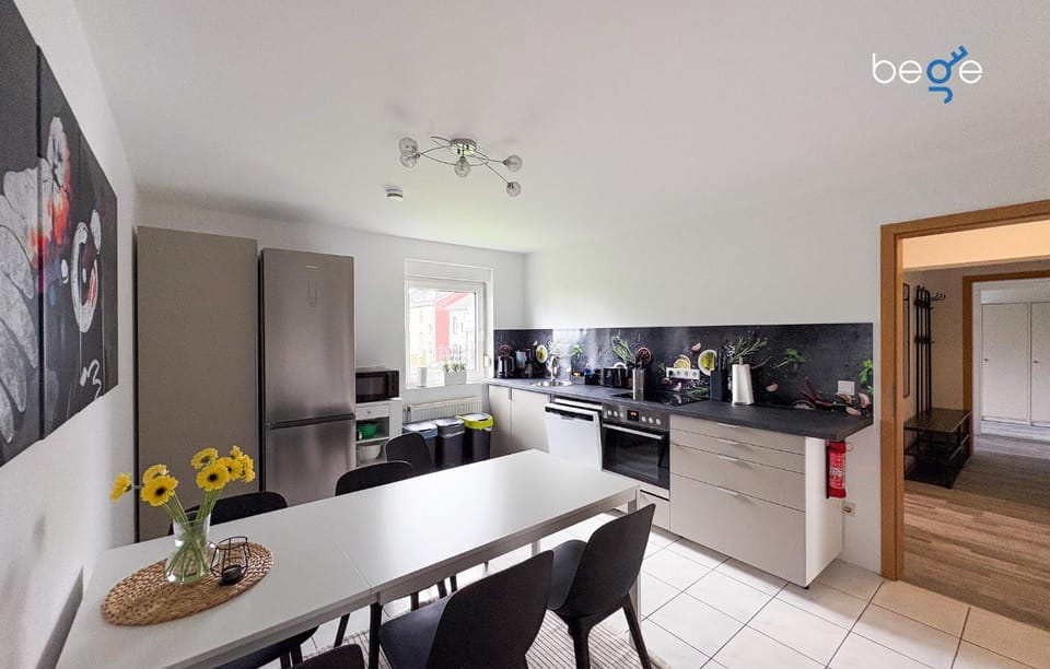 Kitchen or kitchenette, Dining area, dishwasher, oven, stove