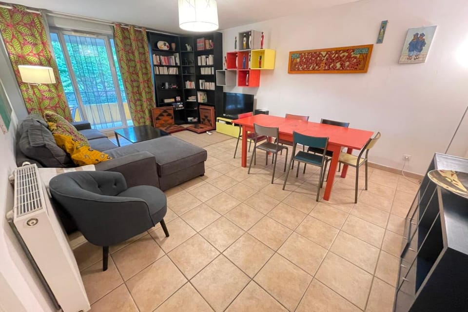 Spacious apartment close to attractions Apartment in Toulouse