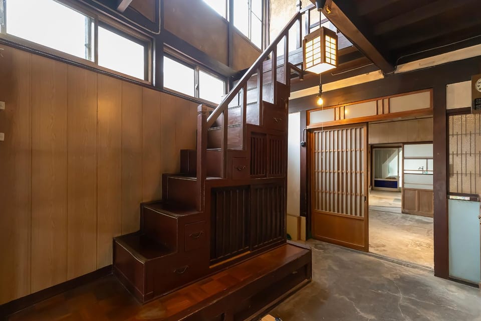 Gujo BASE House in Tokyo Prefecture