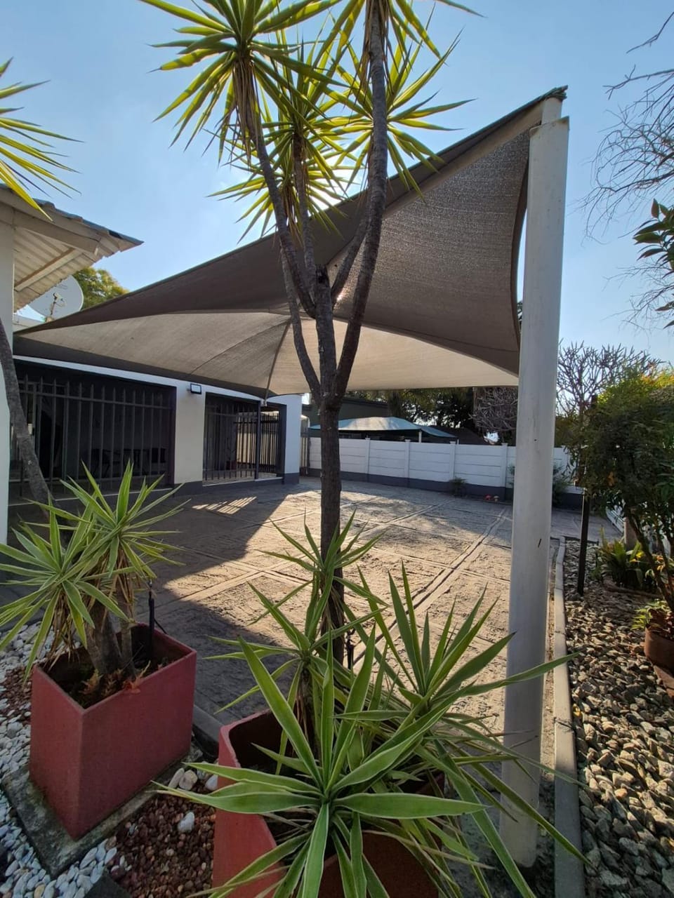 La'Ruach Guesthouse Bed and Breakfast in Gauteng