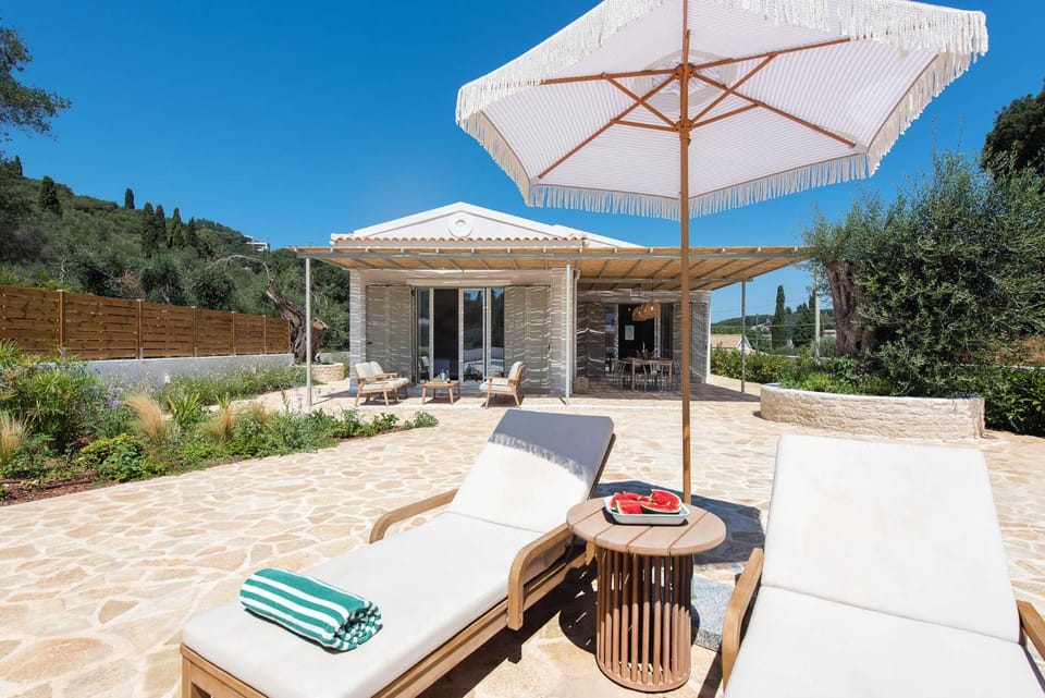 Property building, Day, Natural landscape, Swimming pool