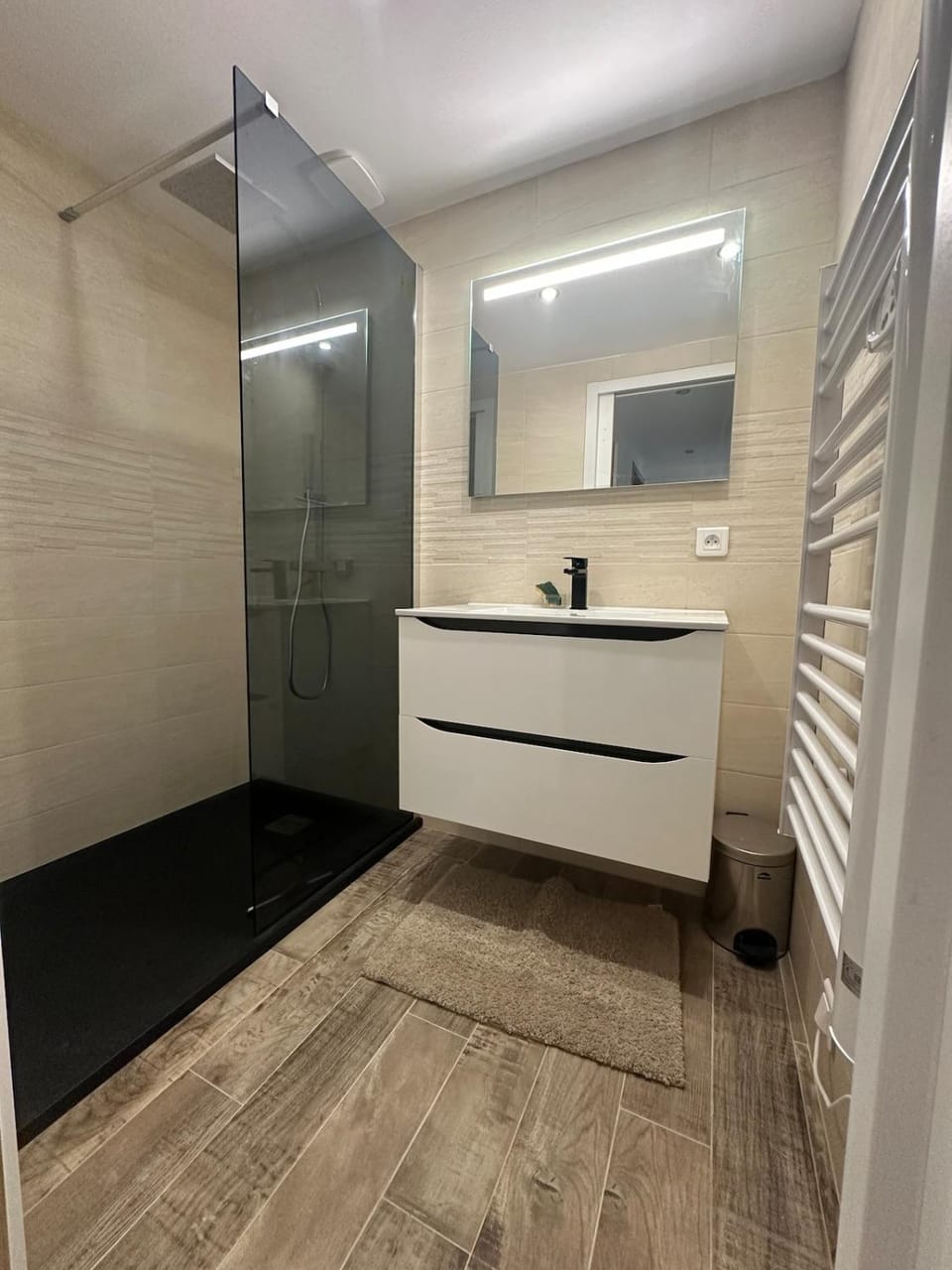 Shower, Bathroom
