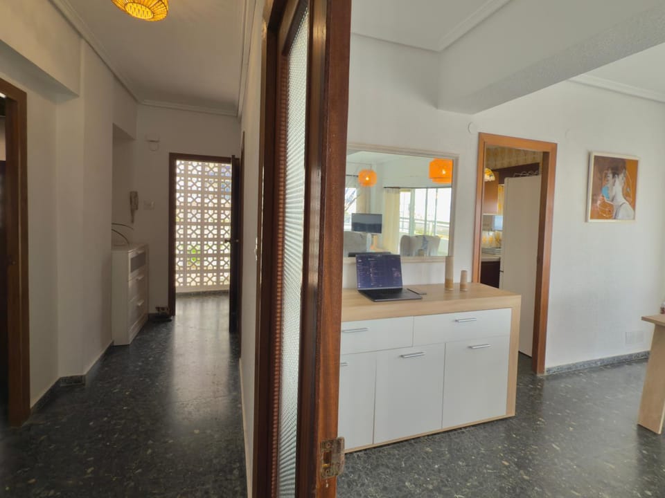 Communal lounge/ TV room, Living room, Lobby or reception, Lounge or bar, Seating area, Dining area