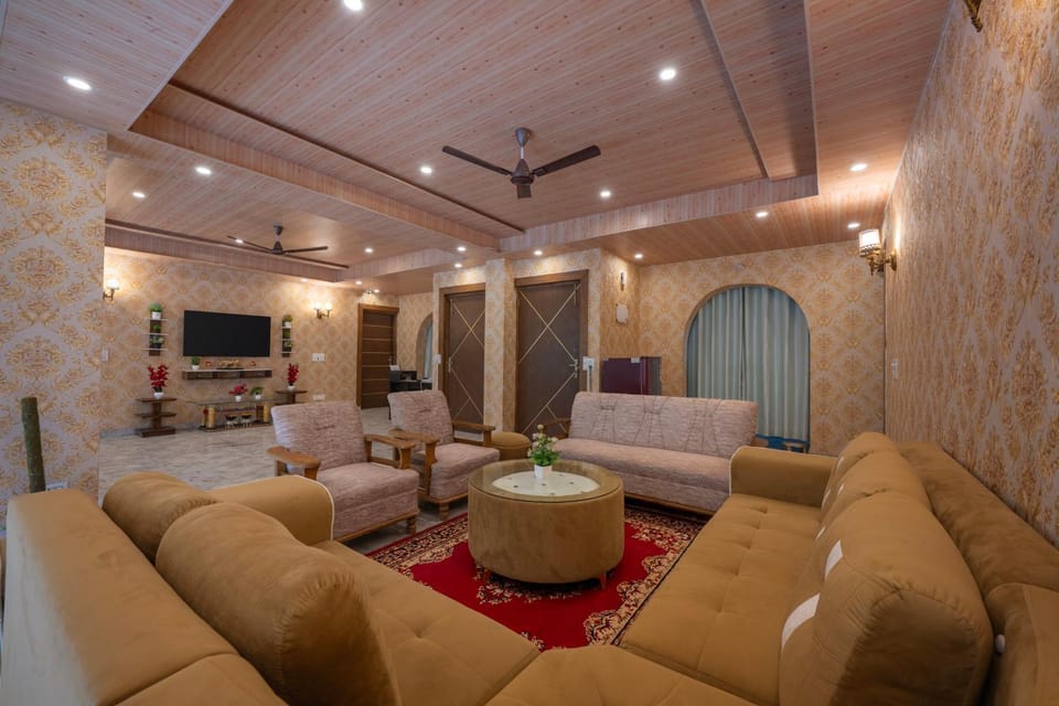 Communal lounge/ TV room, Seating area