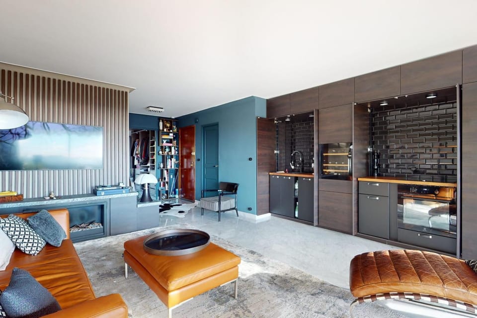 Apartment T2 Golfe Juan PANORAMIC SEA VIEW House in Antibes