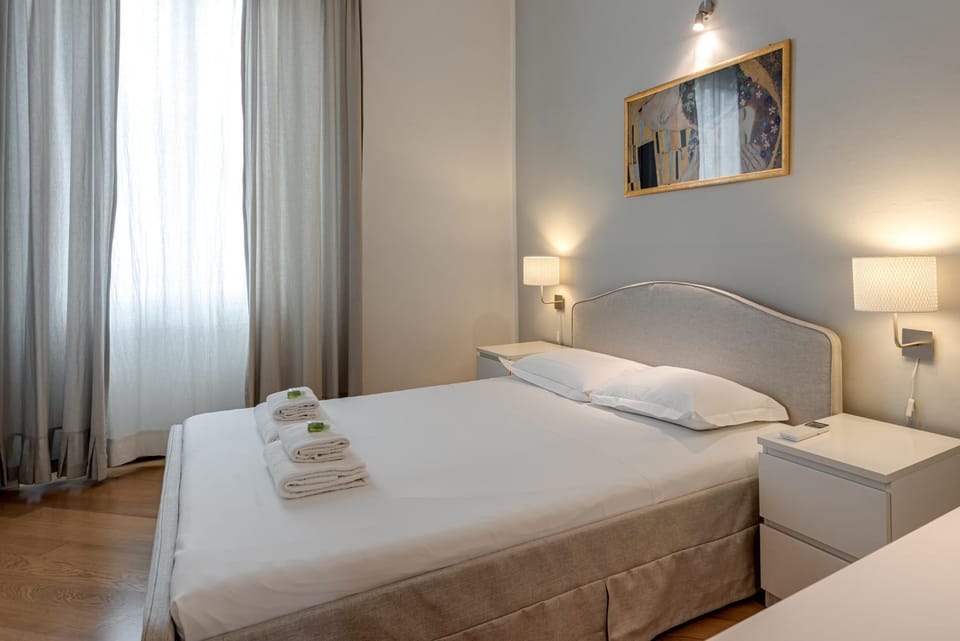 Living room, Bedroom