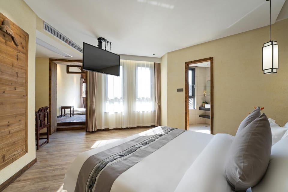 Bed, TV and multimedia, Photo of the whole room