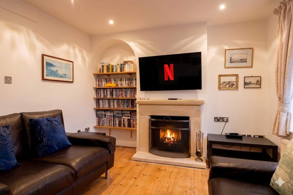 One Coastguard Road Cottage House in Caister-on-Sea