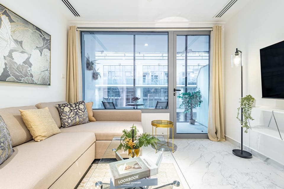 Communal lounge/ TV room, TV and multimedia, Living room, Seating area