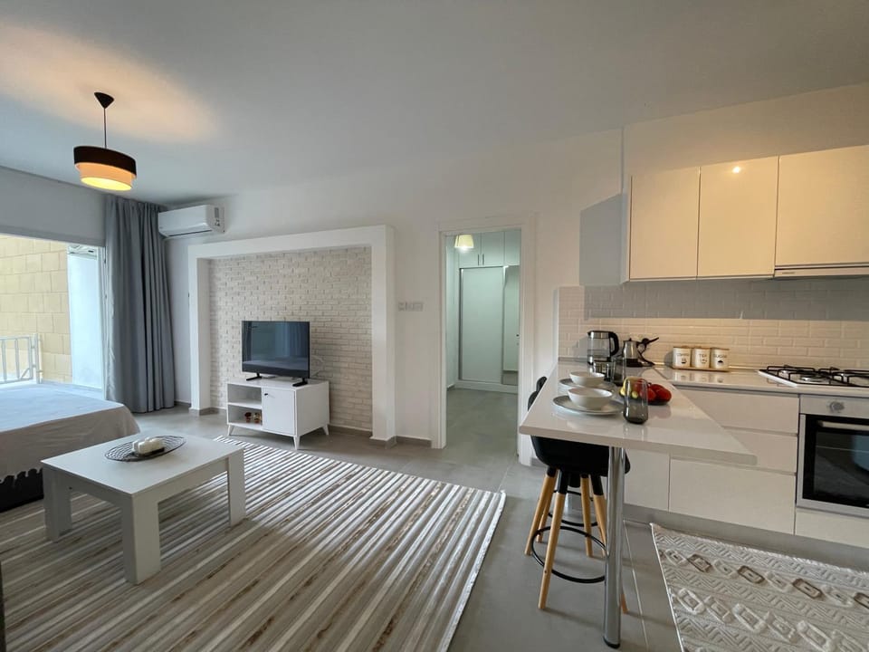 Family friendly modern flat in Caesar Resort &SPA, Long Beach İSKELE, KKTC Apartment in Ayia Napa