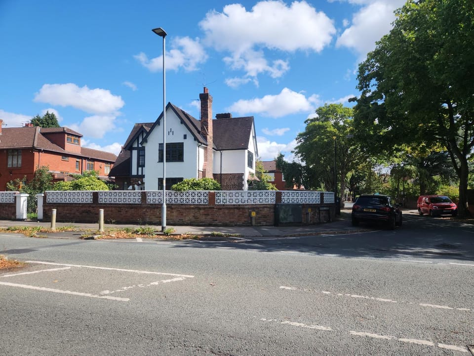 Property building, Street view