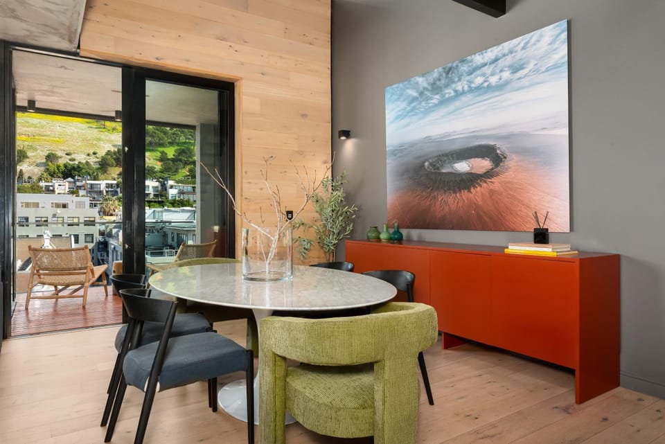 Luxury De Waterkant Stay with Private Hot Tub Apartment in Cape Town