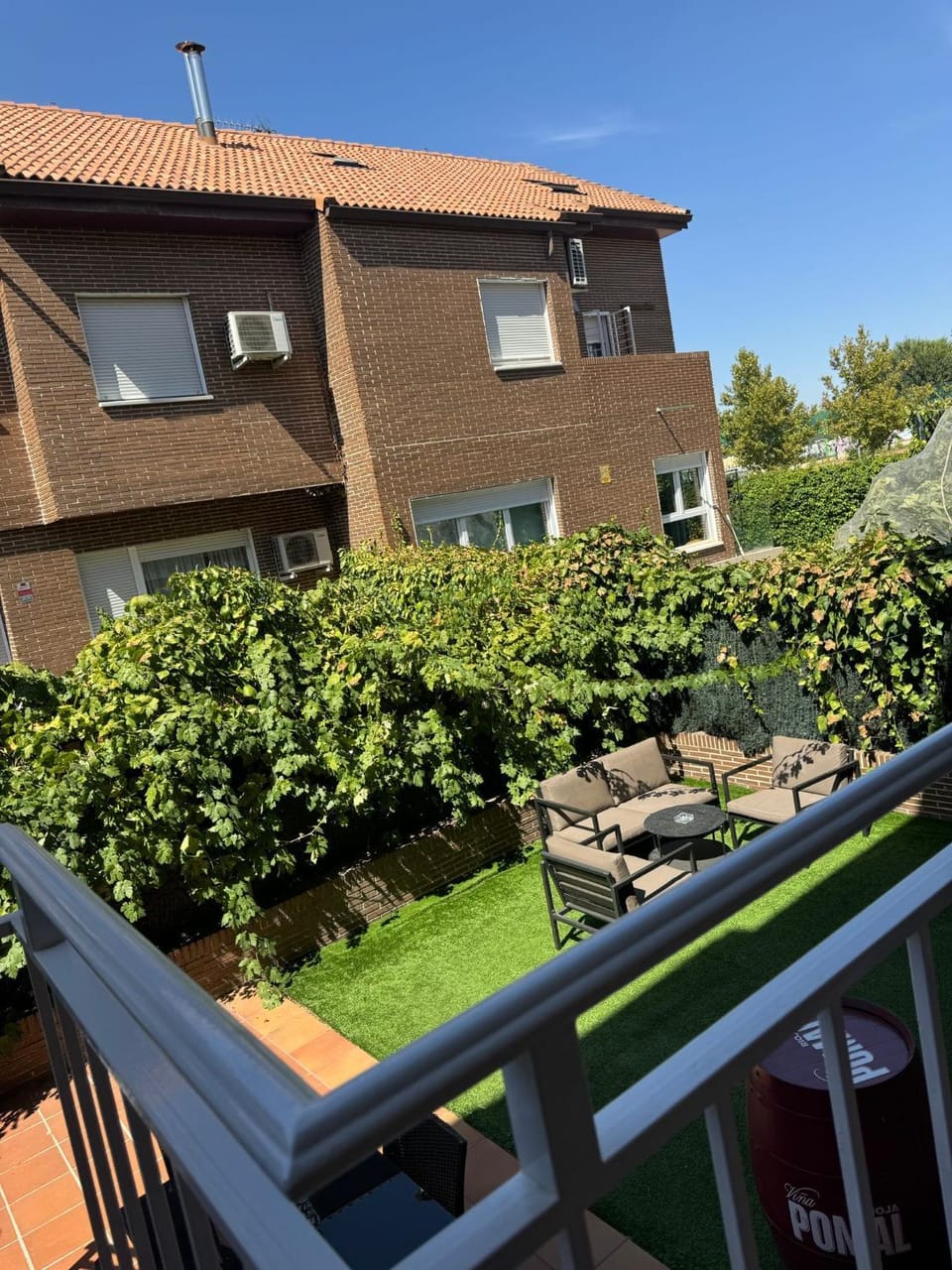 Barajas aeropuerto Bed and Breakfast in Madrid