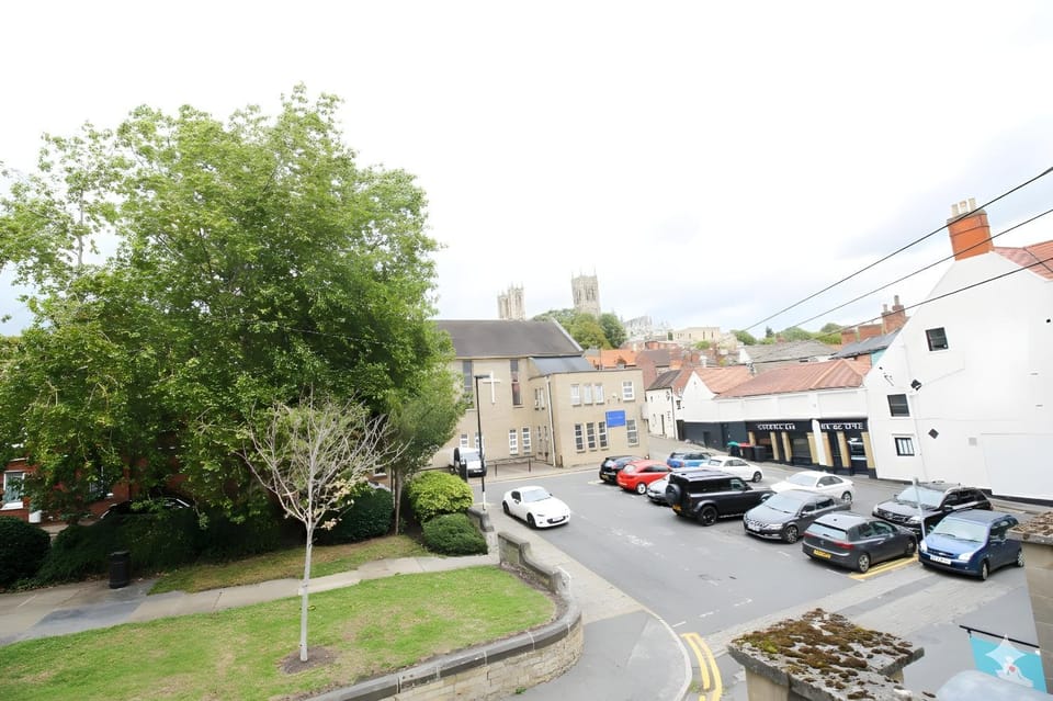 City view, Street view