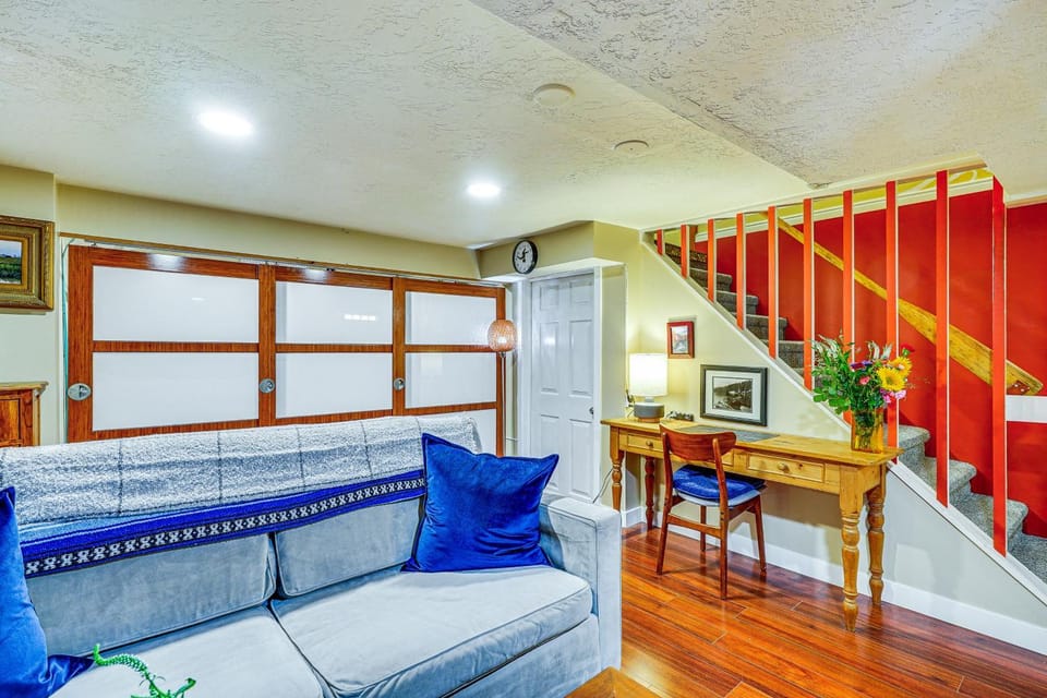 Near Hiking, Dining & Parks! Sunny SLC Retreat Apartment in Millcreek