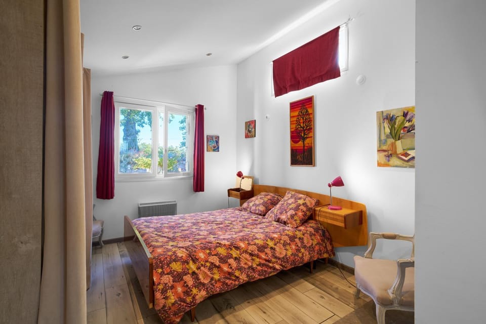 Living room, Bedroom