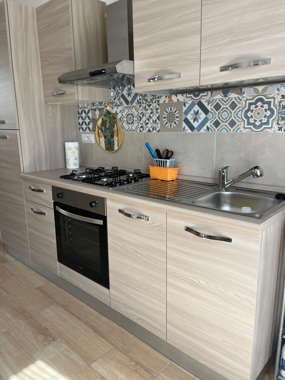 Kitchen or kitchenette, Kitchen or kitchenette