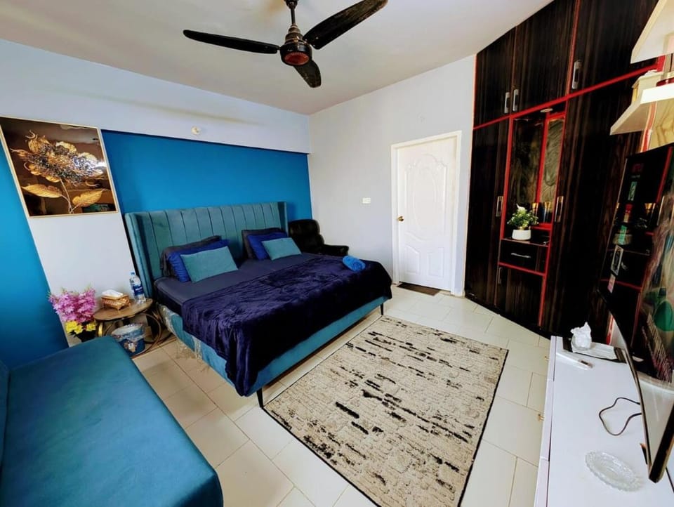 Versatile Venue DHA Vl kh-e-bukhari A masterpiece Apartment in Karachi