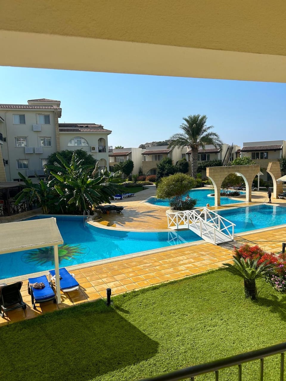 Property building, Pool view