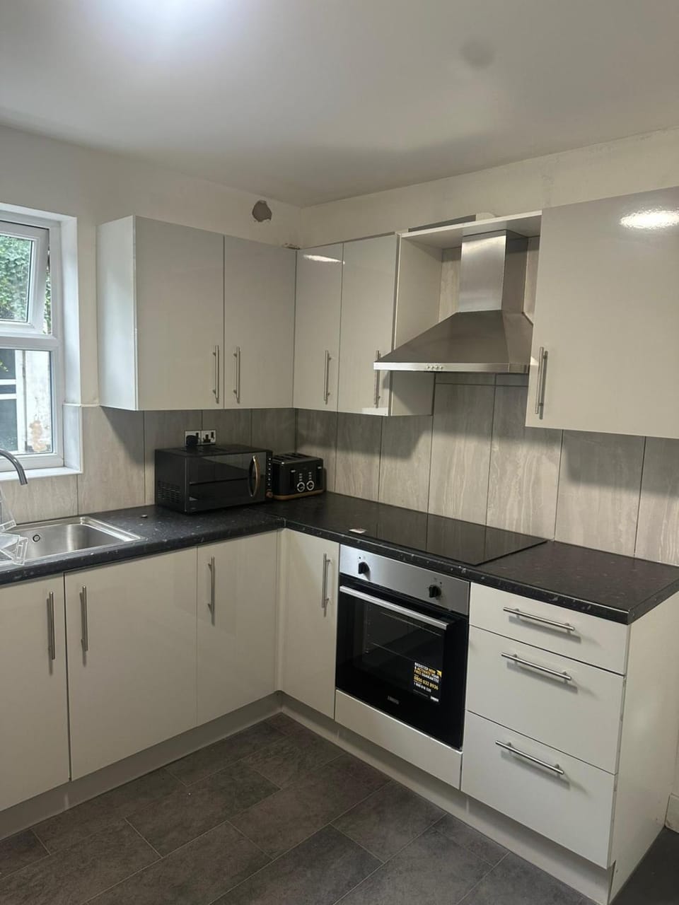Luton Room only Vacation rental in Luton