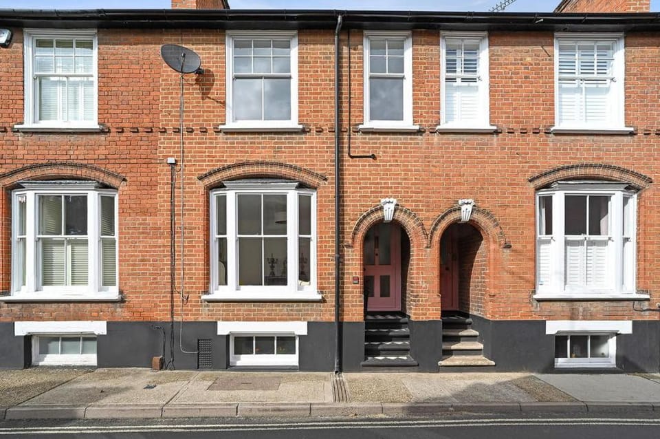 Beautiful Home at the Heart of Colchester Great for Commuters or Professionals Apartment in Colchester