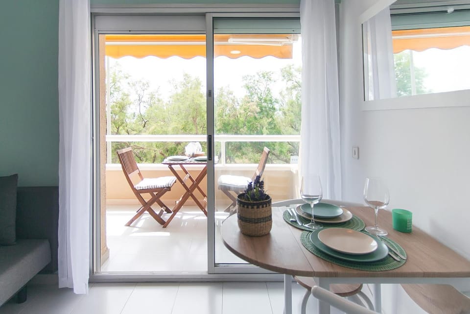 Balcony/Terrace, Dining area