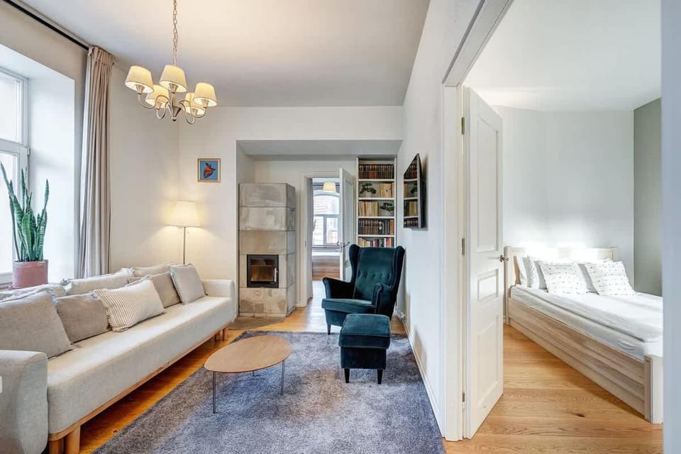Domillion 2bdr Bright&Colorful old town apt Z35 Apartment in Vilnius
