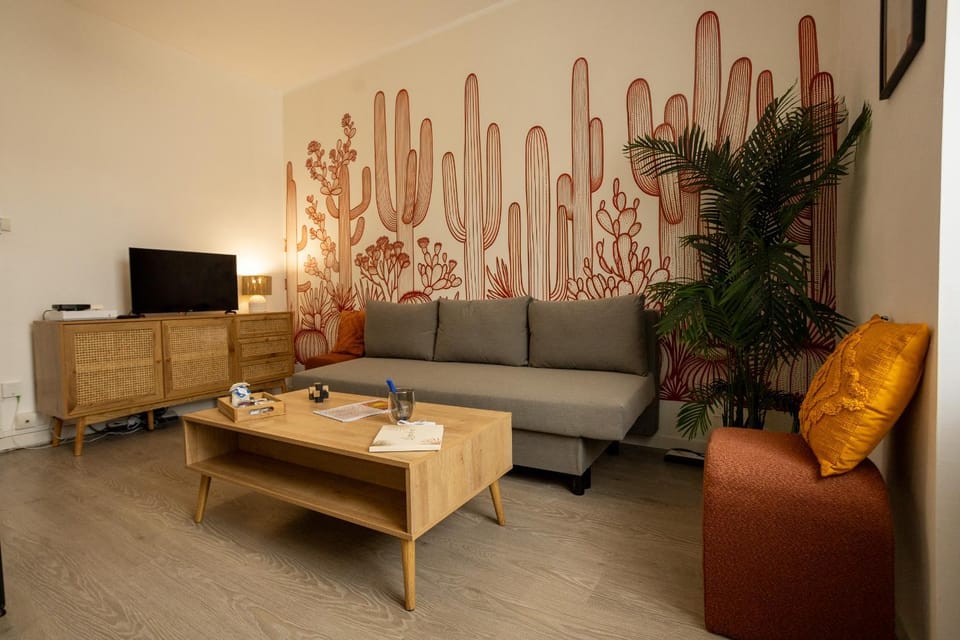 L'Oasis - T2 Ambiance cactus et confort moderne Apartment in Pays de la Loire