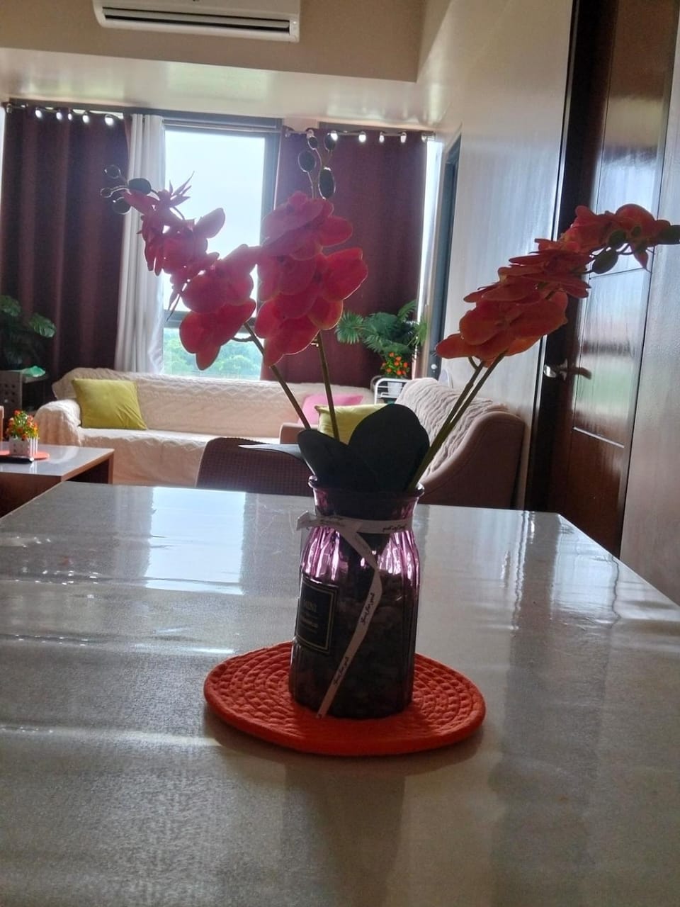3 BRooms 3 Baths Cozy Condo, One Manchester Place Apartment in Lapu-Lapu City