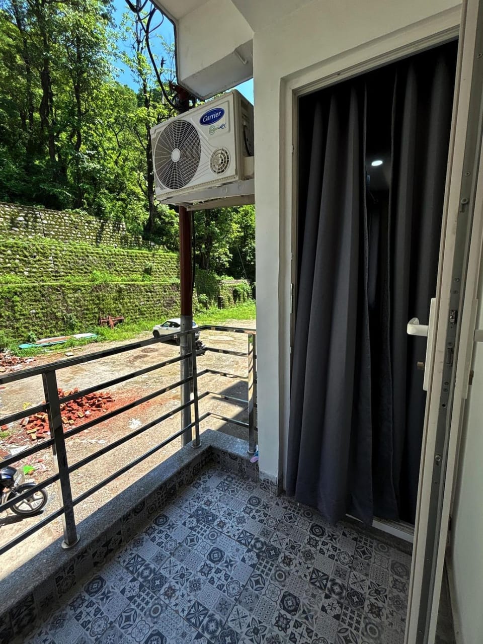 Tapovan 1 BHK I Rivara I Ganga I High Speed Wifi Apartment in Rishikesh